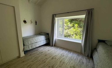 VENTA CASA 4 AMBIENTES BARRIO GOLF COSTA ESMERALDA