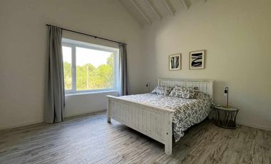 VENTA CASA 4 AMBIENTES BARRIO GOLF COSTA ESMERALDA