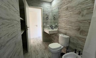 VENTA CASA 4 AMBIENTES BARRIO GOLF COSTA ESMERALDA