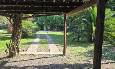CASA 4 AMBIENTES EN PARQUE LAS NACIONES GUERNICA