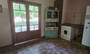 CASA 4 AMBIENTES EN PARQUE LAS NACIONES GUERNICA