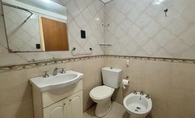 Venta PH 2 amb en haedo con balcón aterrazado