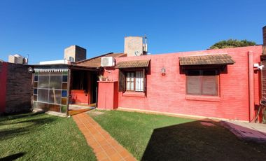 venta casa con quincho y pileta los boulevares