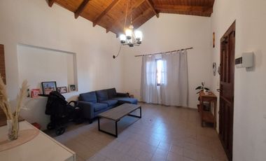 venta casa con quincho y pileta los boulevares