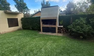 VENTA CASA 3 AMBIENTES LUJAN GRAN LOTE CON PILETA