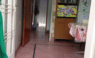 Venta PH 4 ambientes + cochera en Lanus Este OPORT