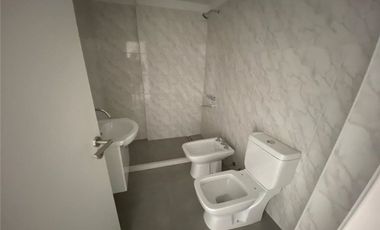 1AMB C/PILETA LAUNDRY SUM CTRO ESCALADA