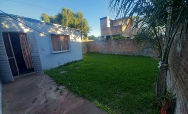 ALQUILER CASA EN BARRIO ZASPE,  2 DORM