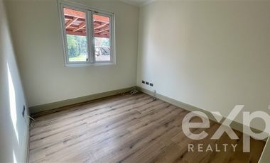 Casa en Venta en Condominio Las Bandadas