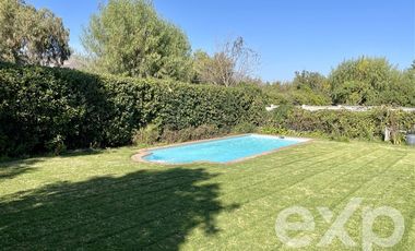 Casa en Venta en Condominio Las Bandadas