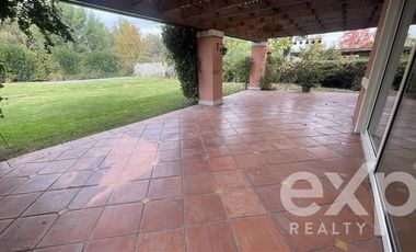 Casa en Venta en Condominio Las Bandadas