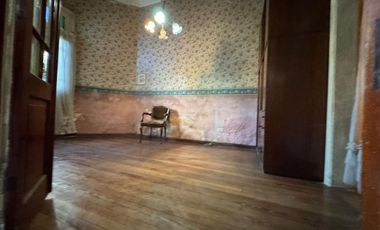 VENTA DE CASA 7 AMBIENTES EN AVELLANEDA