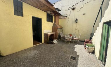 VENTA DE CASA 7 AMBIENTES EN AVELLANEDA