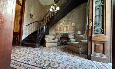 VENTA DE CASA 7 AMBIENTES EN AVELLANEDA