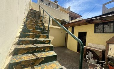VENTA DE CASA 7 AMBIENTES EN AVELLANEDA