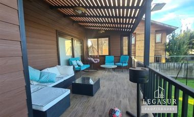 Casa en Venta en Condominio Estancilla