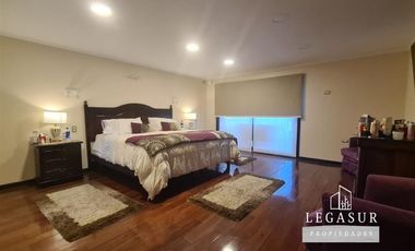 Casa en Venta en Condominio Estancilla