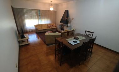 CASA 4 AMBIENTES CLAYPOLE FONDO LIBRE DOBLE LOTE