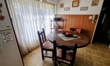 CASA 4 AMBIENTES CLAYPOLE FONDO LIBRE DOBLE LOTE