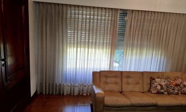 CASA 4 AMBIENTES CLAYPOLE FONDO LIBRE DOBLE LOTE