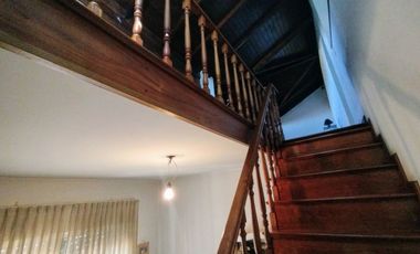 CASA 4 AMBIENTES CLAYPOLE FONDO LIBRE DOBLE LOTE