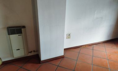 CASA 4 AMBIENTES CLAYPOLE FONDO LIBRE DOBLE LOTE