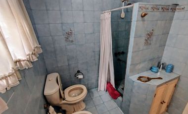CASA 4 AMBIENTES CLAYPOLE FONDO LIBRE DOBLE LOTE