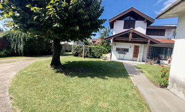 CASA 4 AMBIENTES CLAYPOLE FONDO LIBRE DOBLE LOTE
