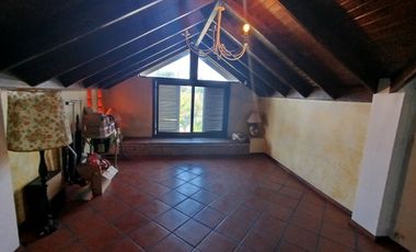 CASA 4 AMBIENTES CLAYPOLE FONDO LIBRE DOBLE LOTE