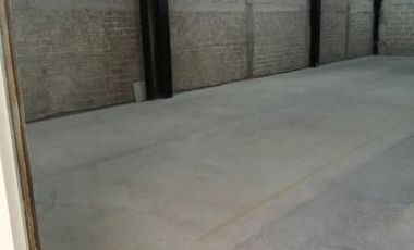 Rento local en Av. Juan Pablo II y Periférico
