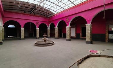 LOCAL EN VENTA EN EL CENTRO (PLAZA MARIACHI)