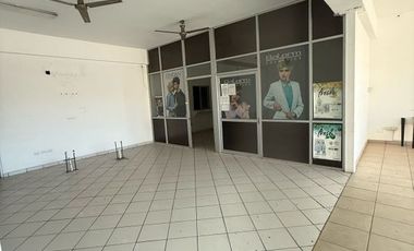 RENTA DE BODEGA POR BLVD. FRANCISCO MADERO EN COLONIA MIGUEL HIDALGO