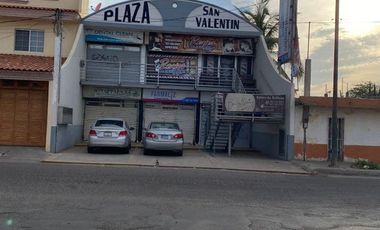 VENTA DE PLAZA SAN VALENTIN POR AVENIDA PATRIA EN CULIACÁN SINALOA