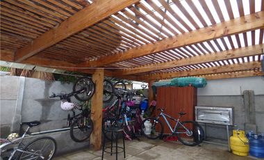 PRECIO REBAJADO..!! CASA EN SECTOR PRIVILEGIADO