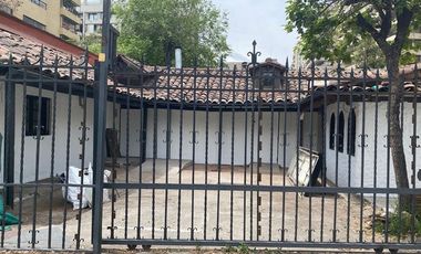 LOCAL COMERCIAL EN VENTA  EN LAS CONDES