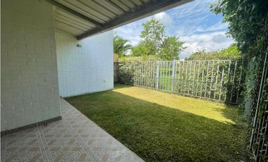 CASA VENTA LLANURAS DEL CASTILLO 3HB 3BÑ 2PP 150M2 JAMUND