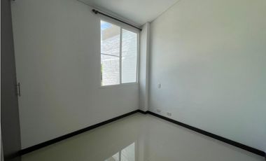 CASA VENTA LLANURAS DEL CASTILLO 3HB 3BÑ 2PP 150M2 JAMUND