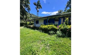Vendo Casa campesina en Santa Bárbara Antioquia