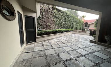 Casa en Venta en Bosques de las Lomas