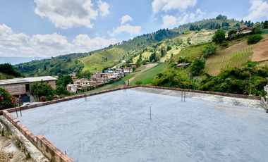 Casa Con Lote En Venta Sector San Cristóbal, Medellín - Vereda La Palma