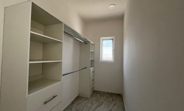 Estrene casa en fraccionamiento con acceso de la autopista