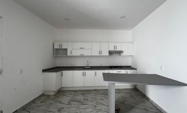 Estrene casa en fraccionamiento con acceso de la autopista