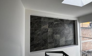 Estrene casa en fraccionamiento con acceso de la autopista