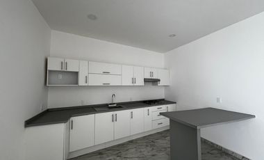 Estrene casa en fraccionamiento con acceso de la autopista