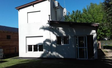 Venta Chalet 4 ambientes con gran parque y galpón. Coronel Vidal