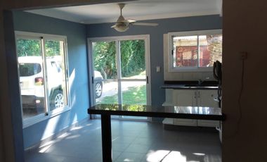 Venta Chalet 4 ambientes con gran parque y galpón. Coronel Vidal