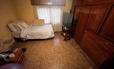 Venta casa lote propio de 520m2 a reciclar Sarandí