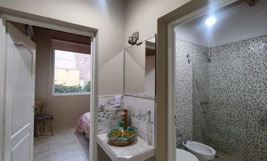 VENTA VILLA TACU- 2 CABAÑAS CON PILETAS- EQUIPADAS