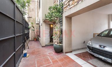 Venta CASA COCHERAS JARDÍN  Monte Grande