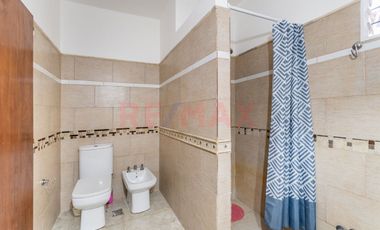 Venta CASA COCHERAS JARDÍN  Monte Grande